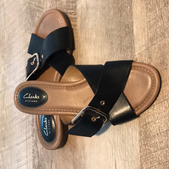clarks buckle sandals